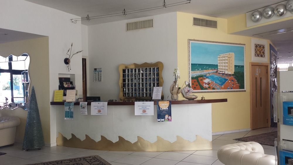 Perticari Hotell Pesaro Exteriör bild