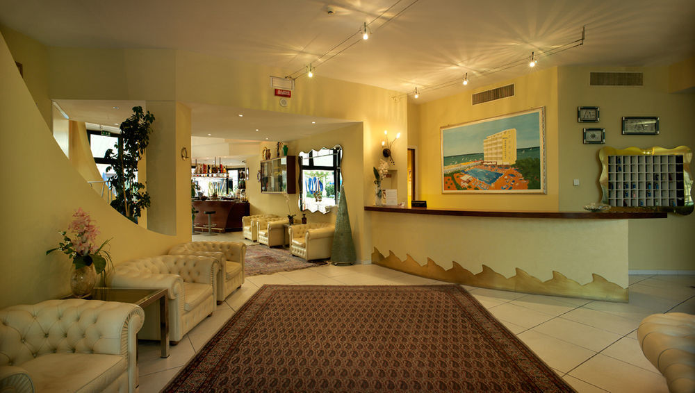 Perticari Hotell Pesaro Exteriör bild